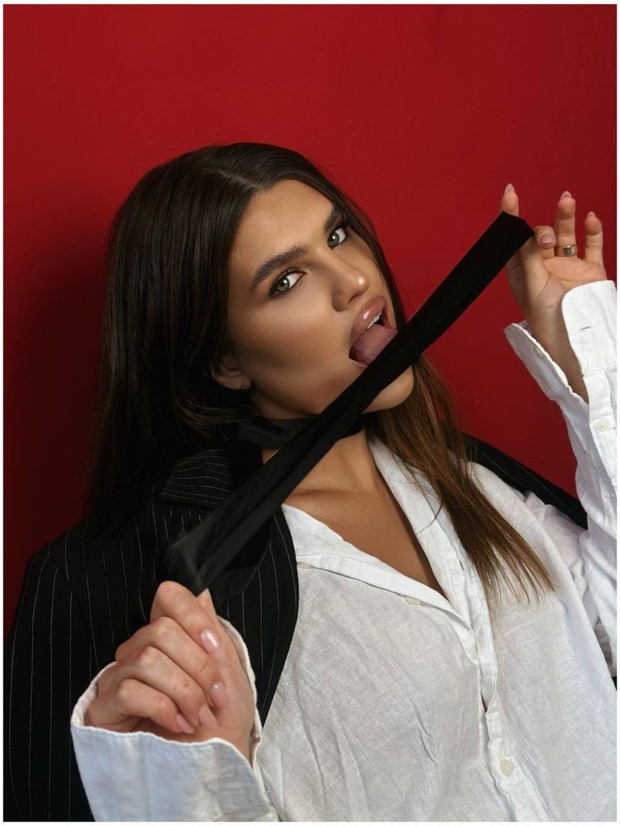 Melike - İzmir VIP Escort Bayan